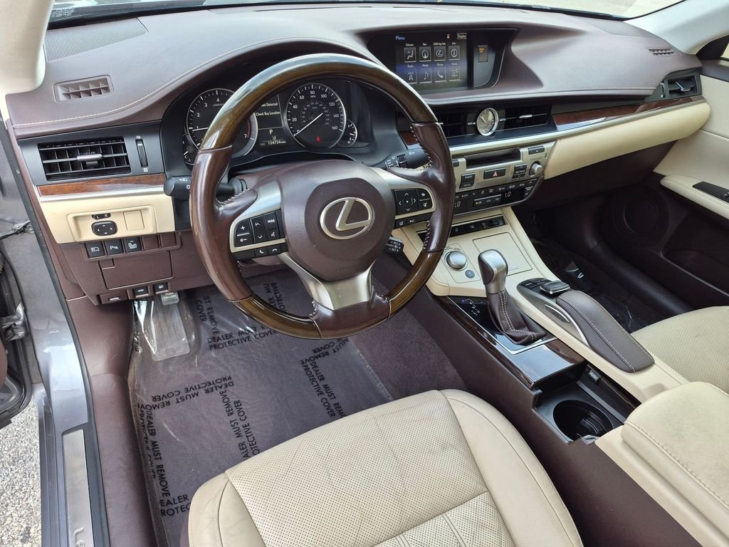 Used 2016 Gray Lexus 350 image 17