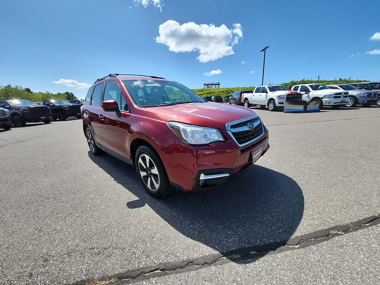 Used 2018 Venetian Red Pearl Subaru Premium image 4