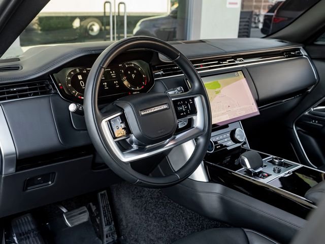 Used 2023 Carpathian Gray Premium Metallic Land Rover SE image 16