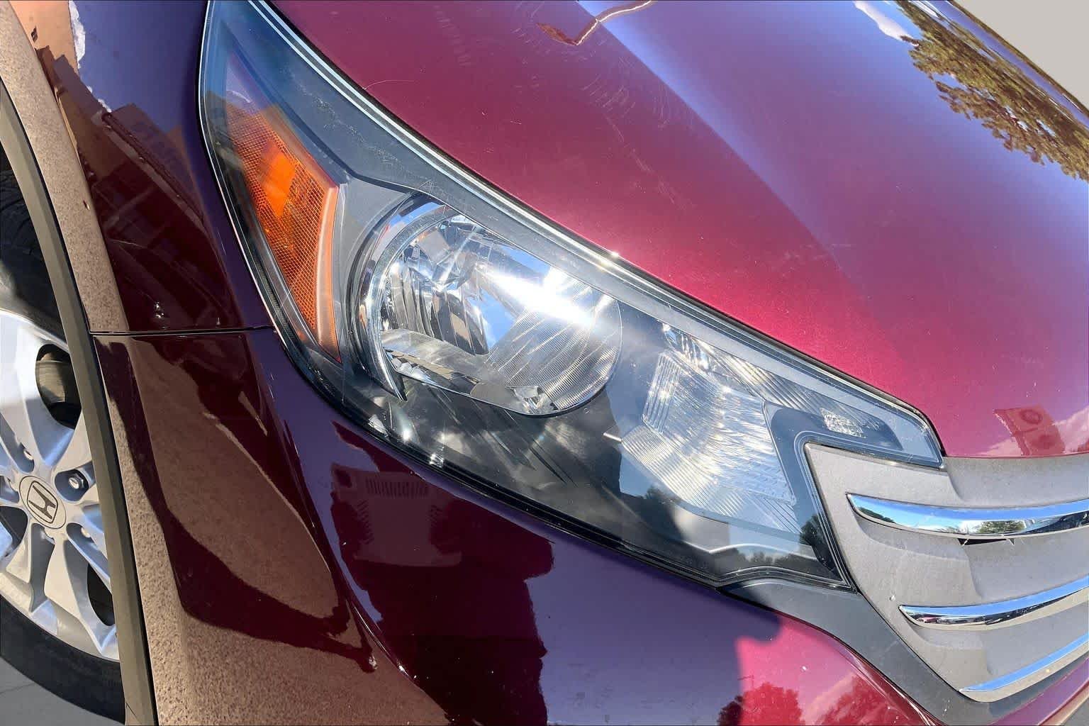 Used 2013 Alabaster Silver Metallic Honda EX image 27