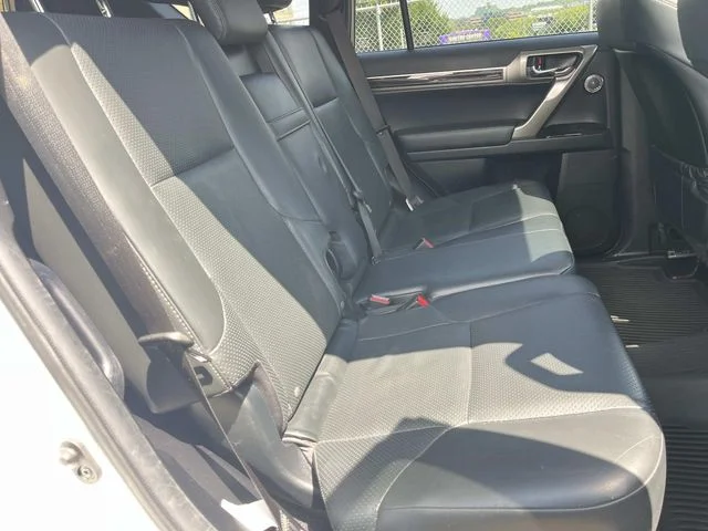 Used 2021 White Lexus 460 Luxury image 24