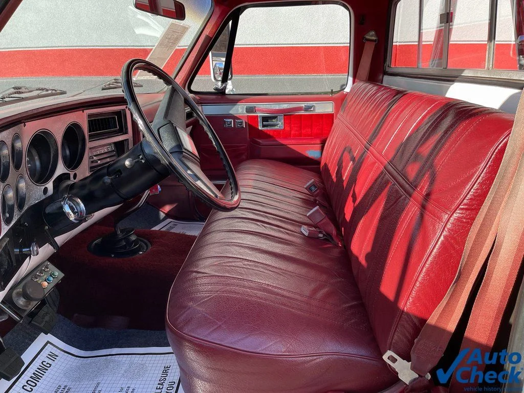 Used 1982 White Chevrolet  image 30