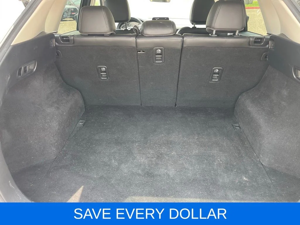 Used 2020 White Mazda Touring image 6