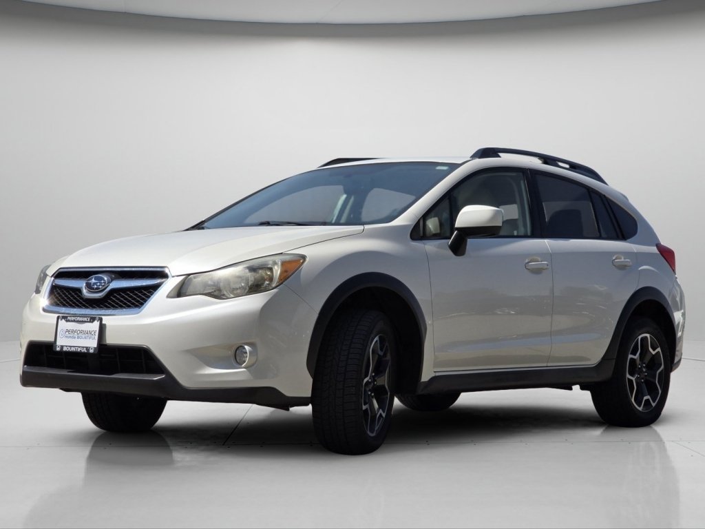 Used 2014 Satin White Pearl Subaru Limited image 16