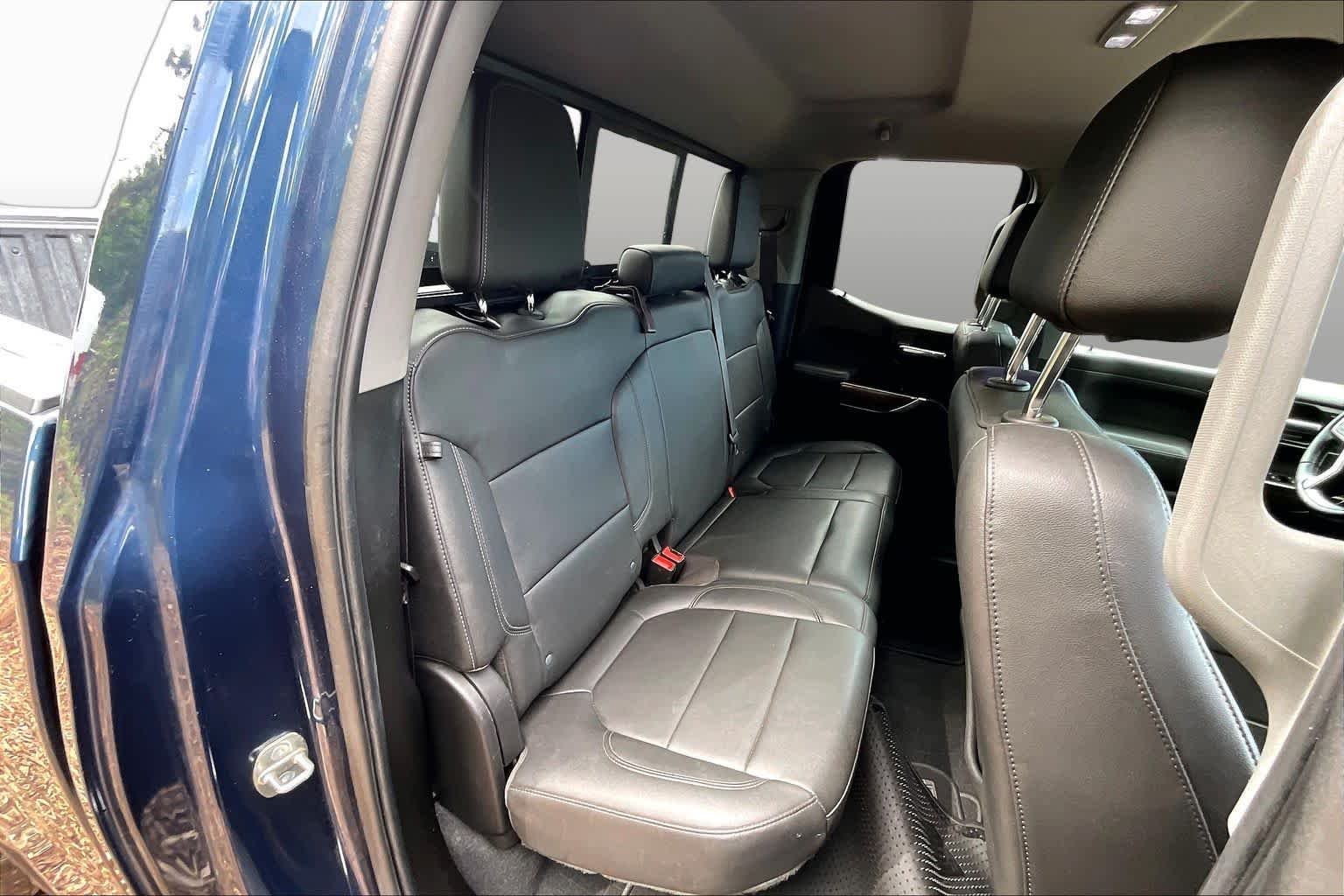 Used 2019 Northsky Blue Metallic Chevrolet RST image 26
