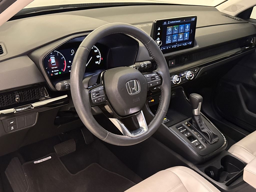 Used 2024 Meteorite Gray Metallic Honda EX-L image 19