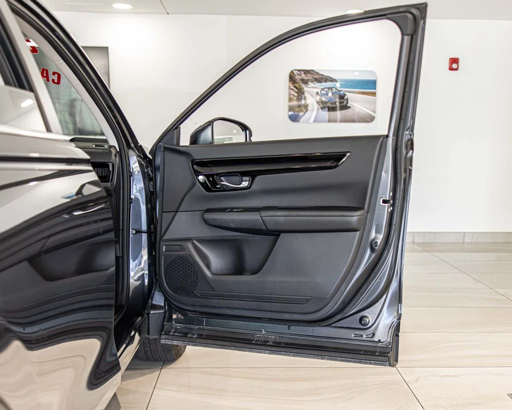 Used 2025 Gray Honda EX-L image 40