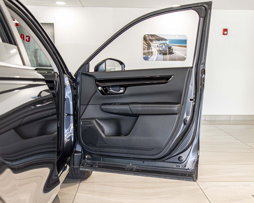 Used 2025 Gray Honda EX-L image 40