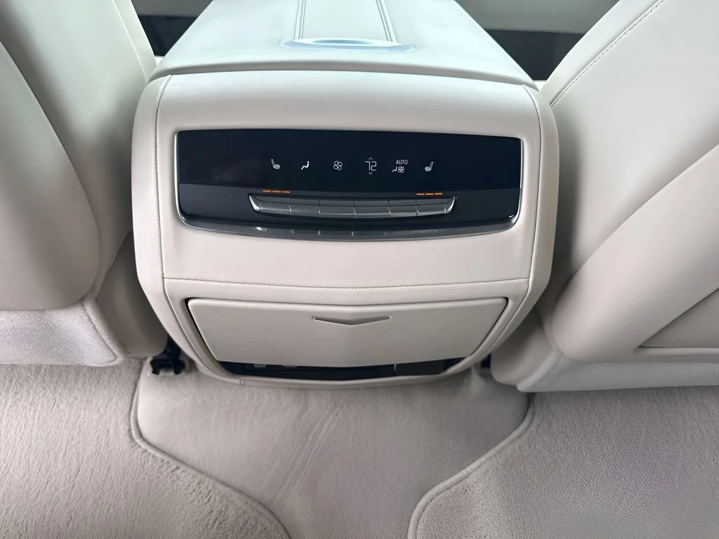 Used 2023 Crystal White Tricoat Cadillac Sport Platinum image 17