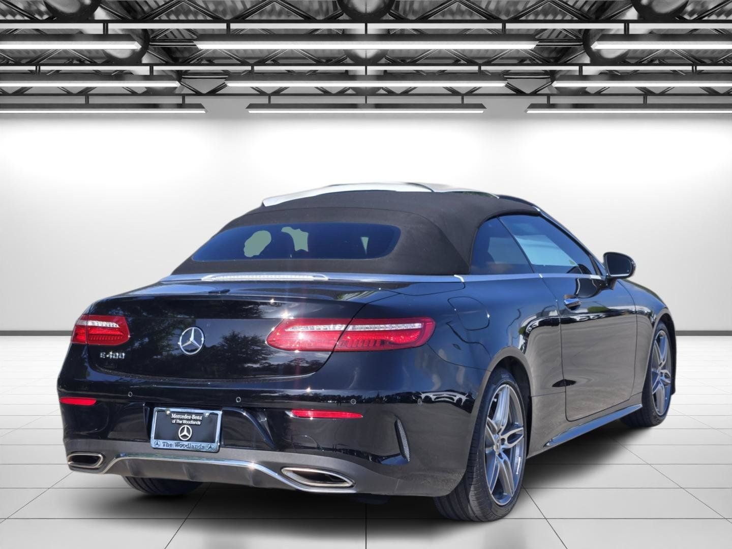 Used 2018 Black Mercedes-Benz E 400 image 9