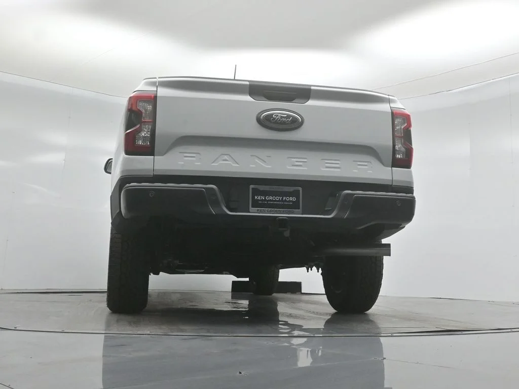 New 2026 Avalanche Ford XLT image 46