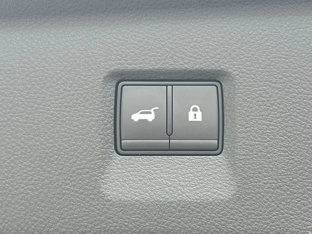 Used 2026 Blue INFINITI LUXE image 16