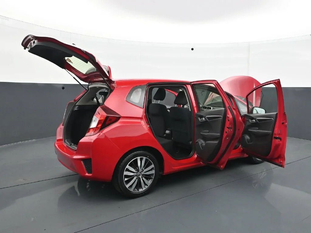 Used 2016  Honda 5D HATCHBACK EX AT image 32