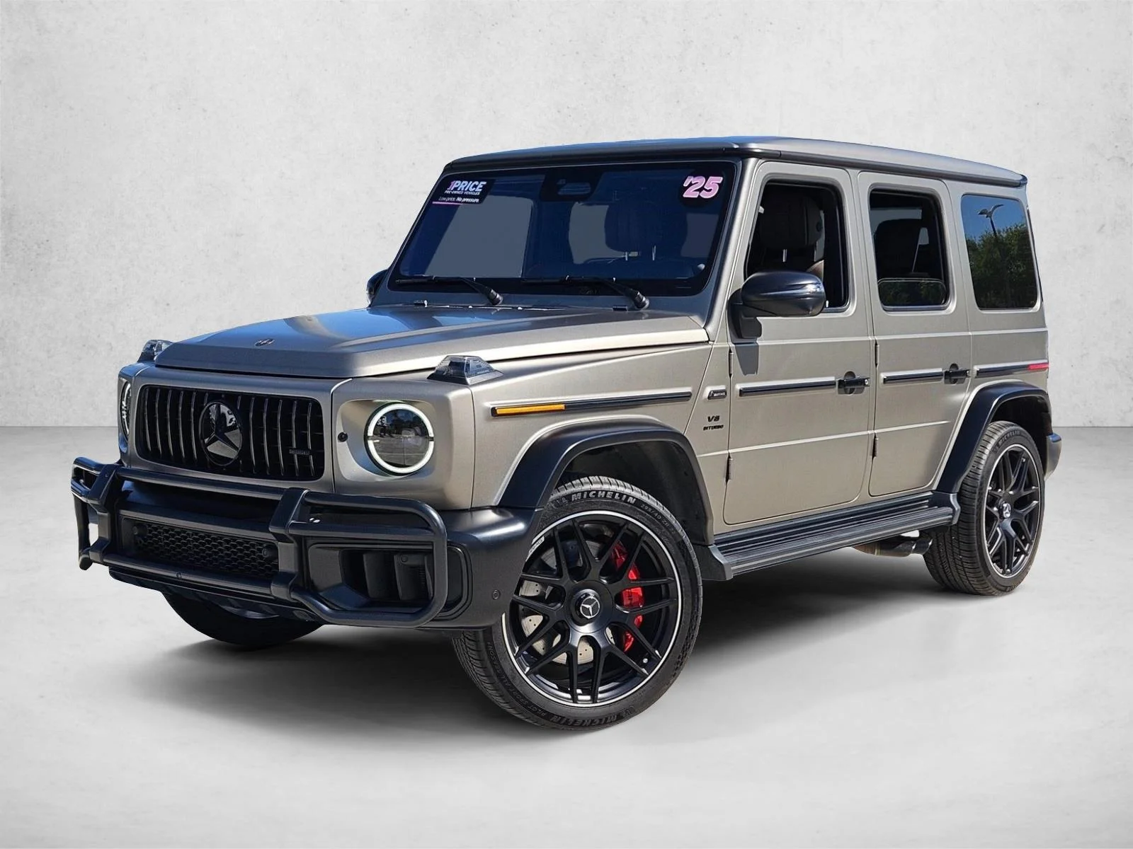 2025年　新車外し。W463 G63 21インチ AMG５ツインスポーク Pre-Owned 2025 Mercedes-Benz G-Class AMG® G 63 Sport Utility in