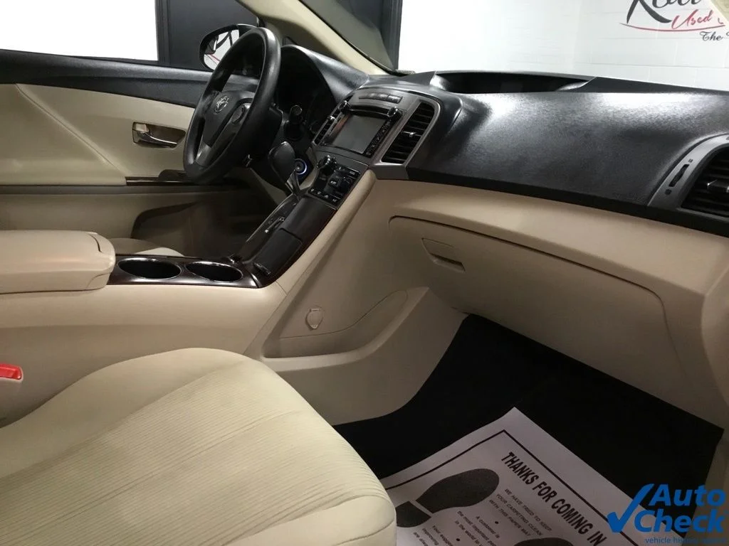 Used 2014 Black Toyota LE image 42