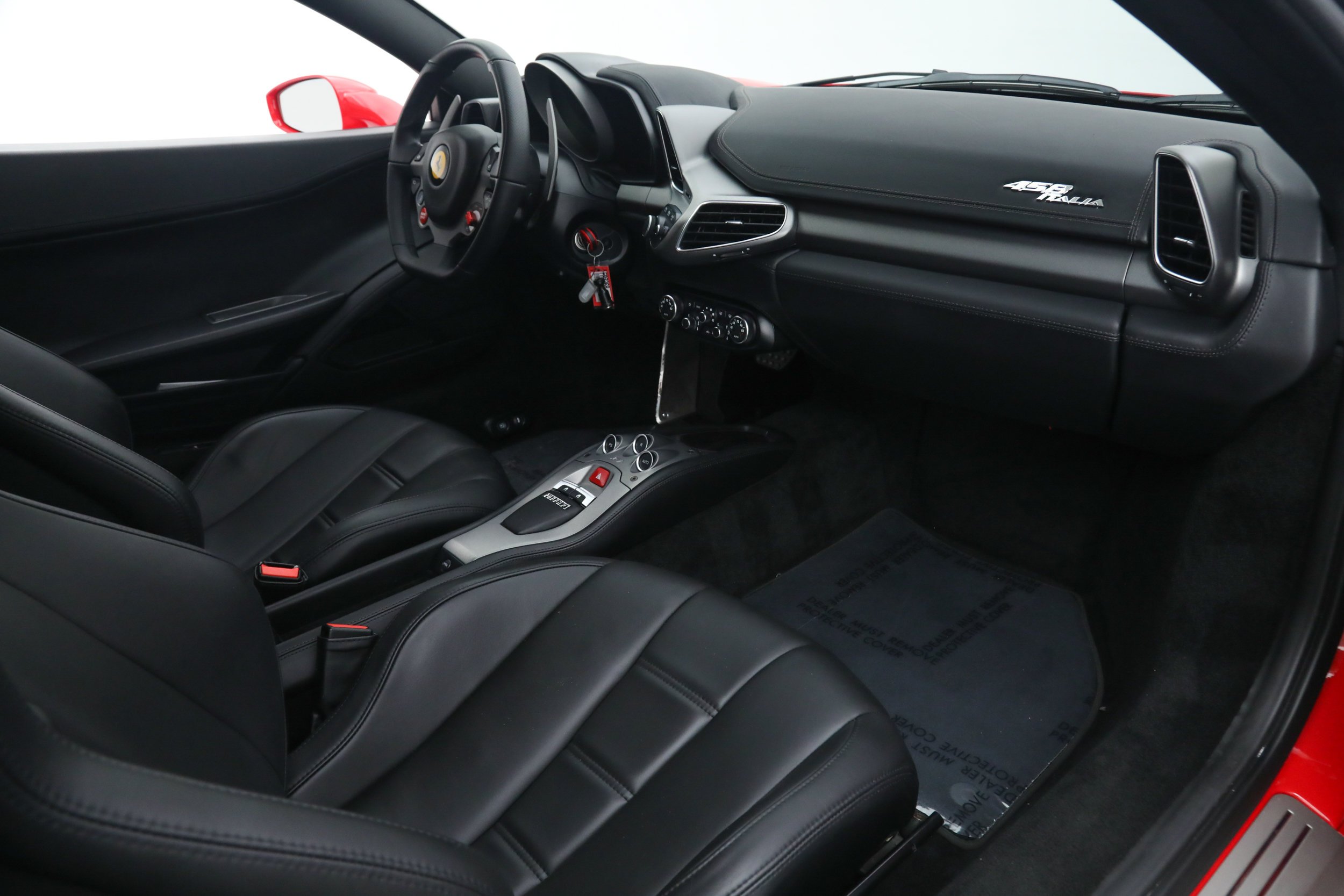 Used 2015 Red Ferrari  image 19