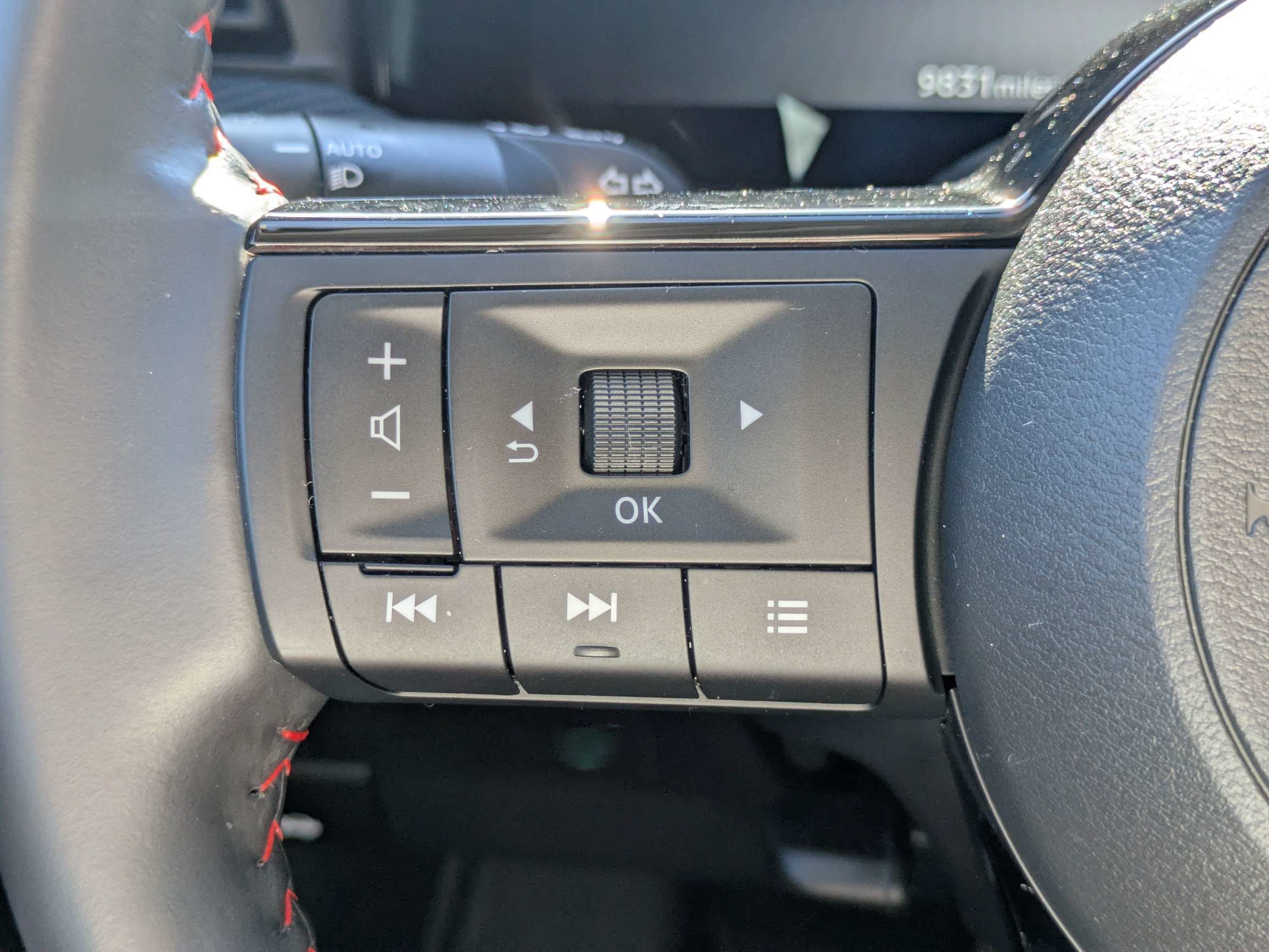 Used 2026 White Nissan SR image 20