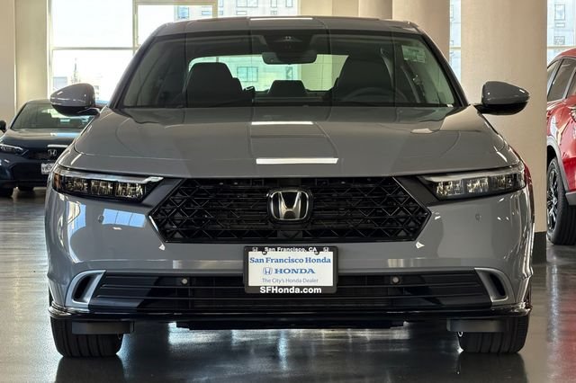 New 2026 Urban Gray Pearl Honda Touring image 7