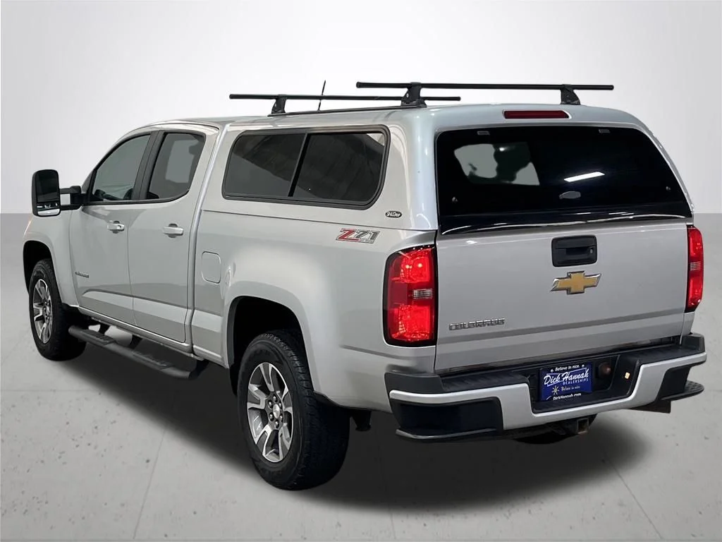 Used 2016 Silver Chevrolet Z71 image 12