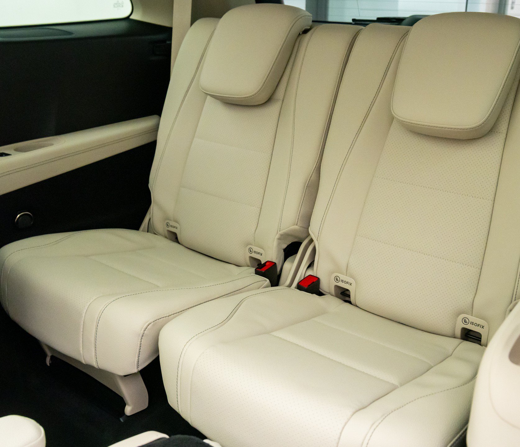 New 2026 Silver Mercedes-Benz GLS 450 image 19