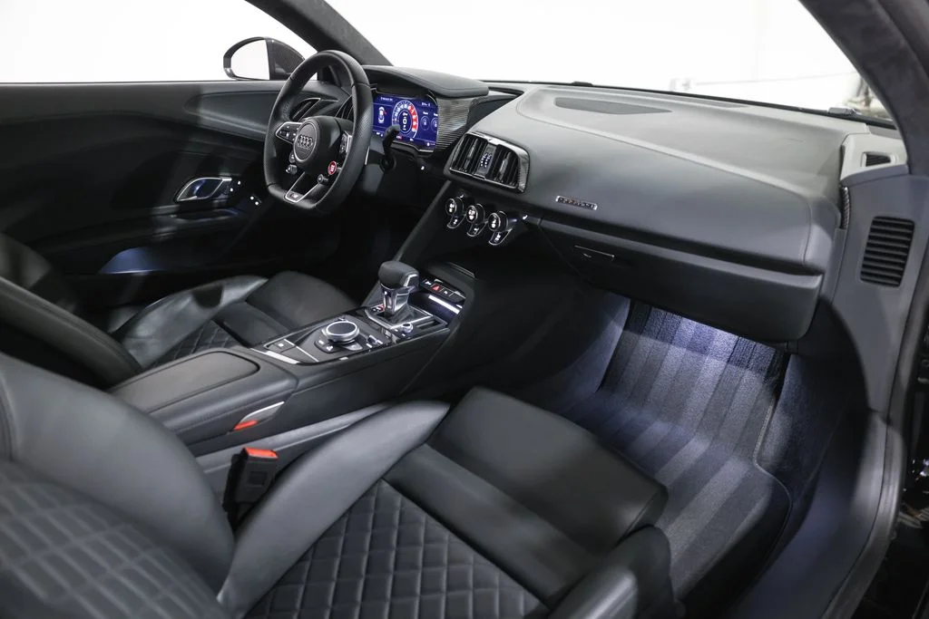 Used 2020 Black Audi V10 performance image 23