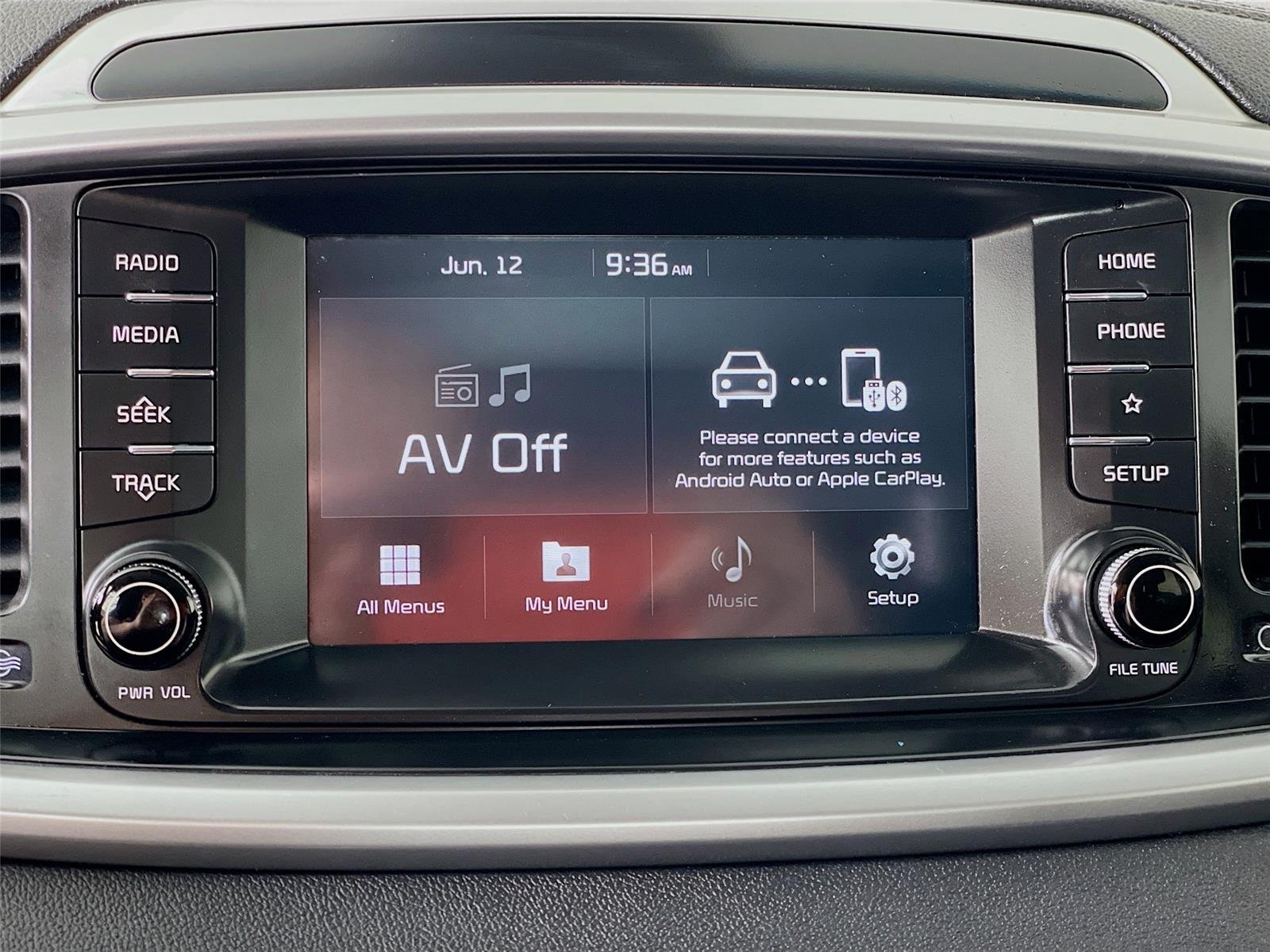 Used 2020 Everlasting Silver Kia EX V6 image 18