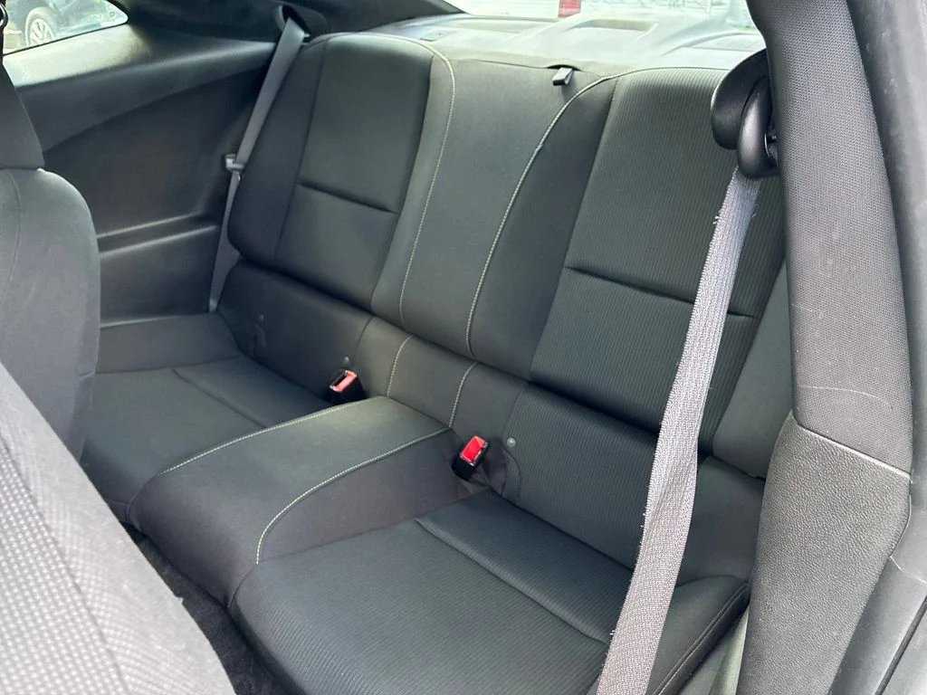Used 2010 Green Chevrolet 1LT image 17