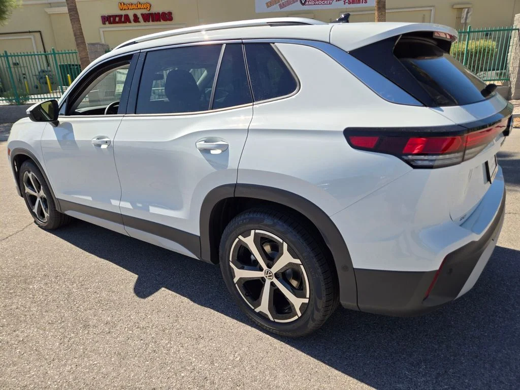 New 2026 White Volkswagen 2.0T SE image 3