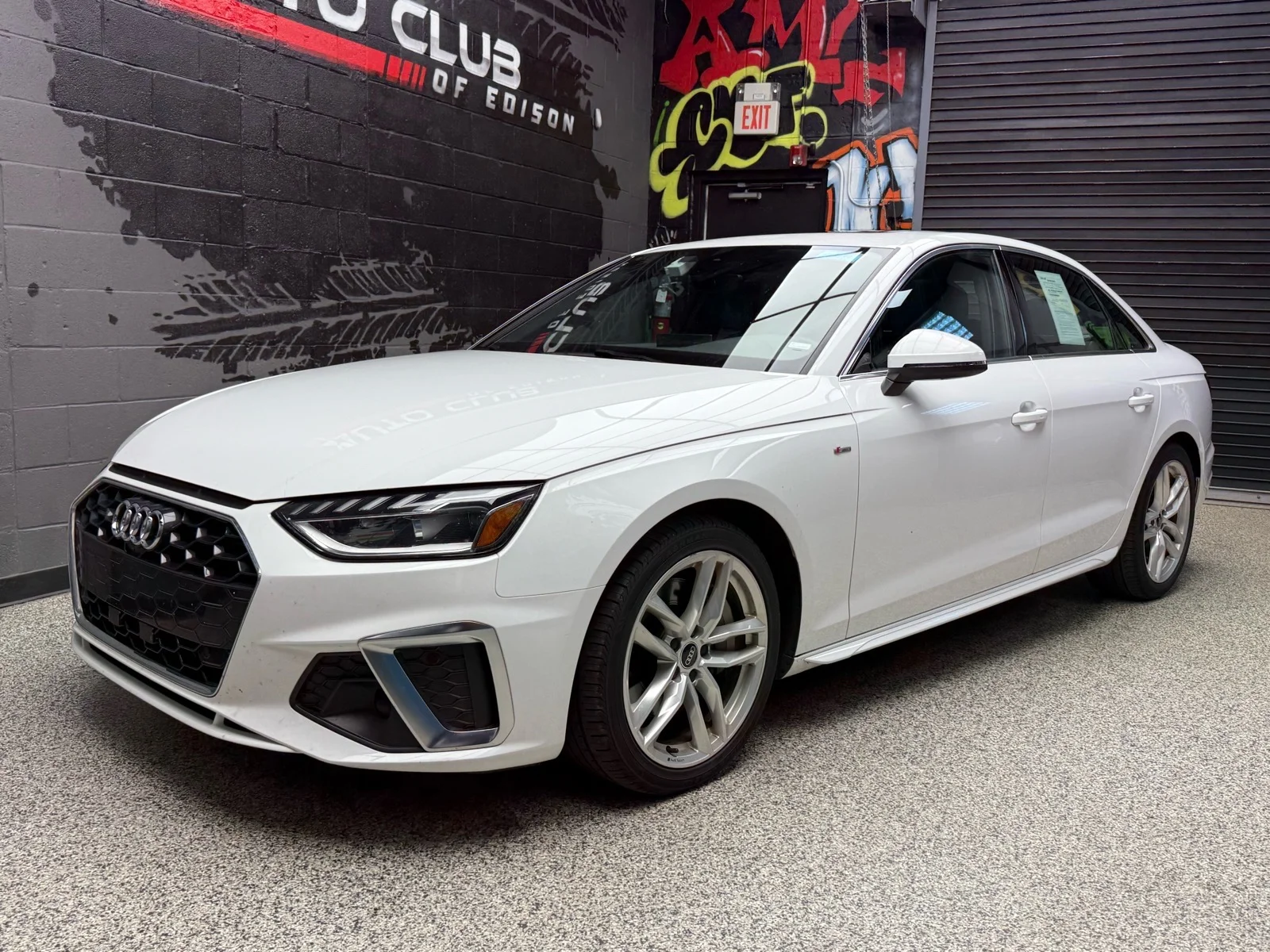 Used 2024 Arkona White (z9z9) Audi quattro S line Prem Plus 45 TFSI image 3