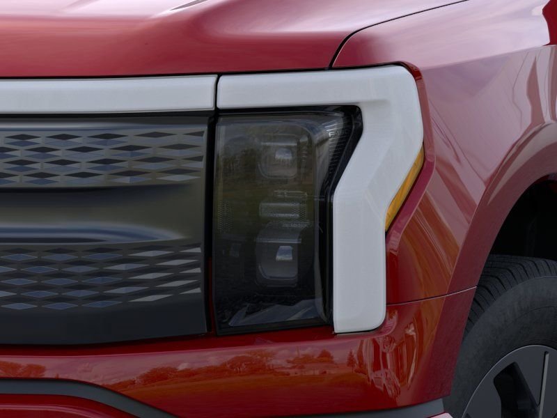 2025 Ford F-150 Lightning Flash - Photo 18