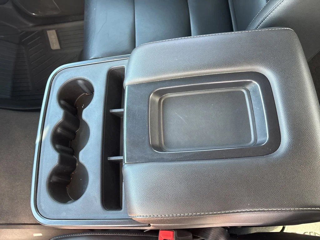 Used 2018 Cardinal Red GMC SLT image 21