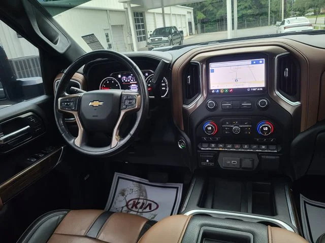 Used 2020 Black Chevrolet High Country image 15