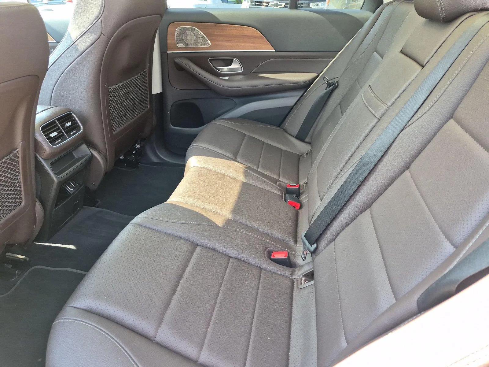 Used 2022 MANUFAKTUR Diamond White Bright Mercedes-Benz GLE 350 image 34