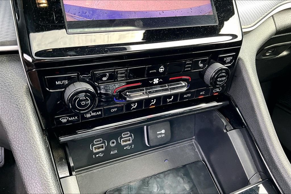 Used 2023 Black Jeep Altitude image 22