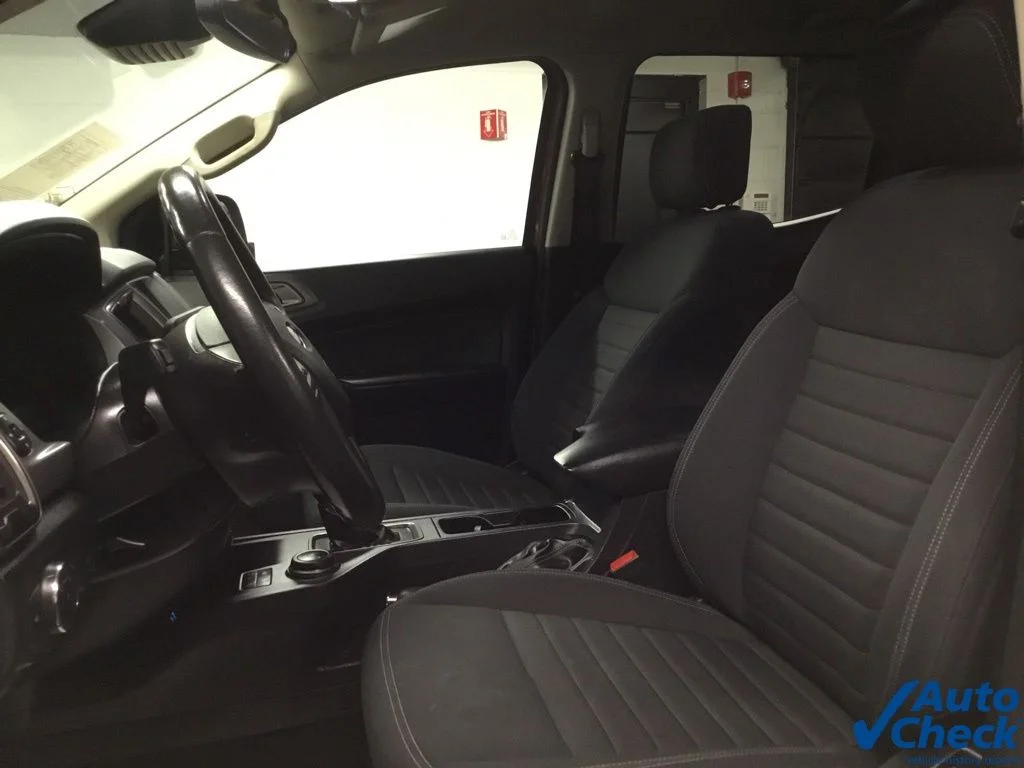 Used 2020 Red Ford XLT image 31