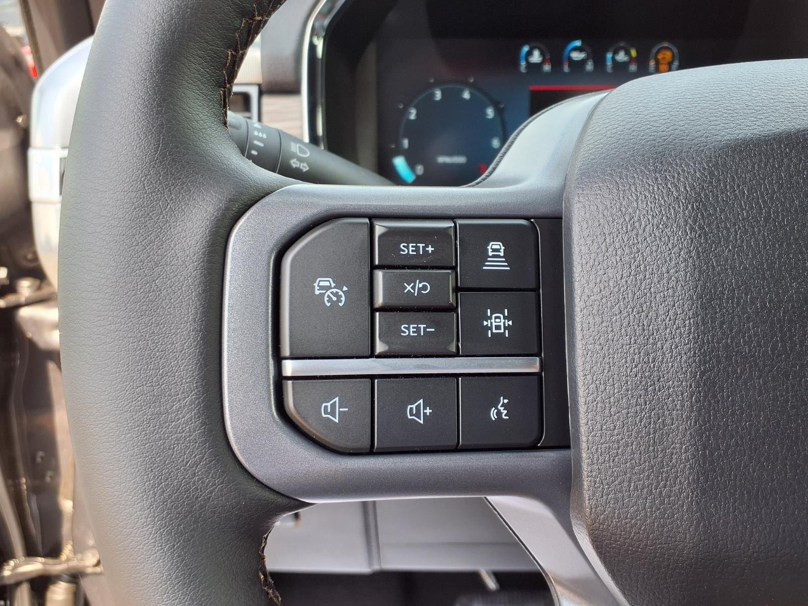 New 2026 Carbonized Gray Metallic Ford Lariat® image 27