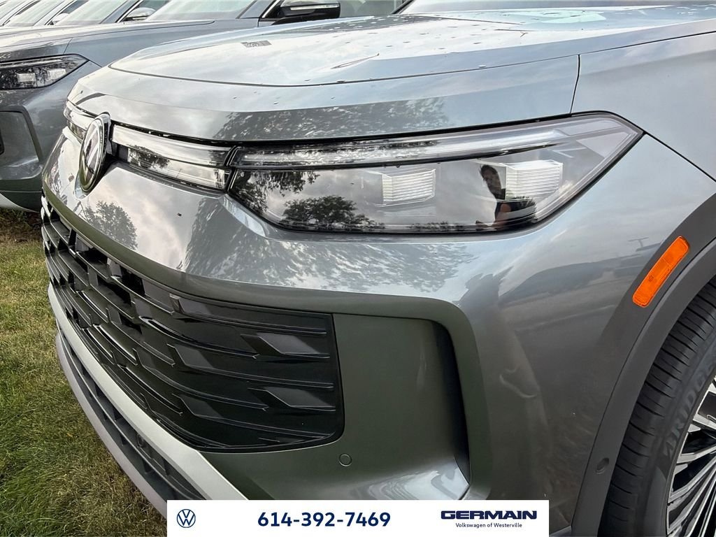 New 2026 Platinum Gray Metallic Volkswagen 2.0T S image 11