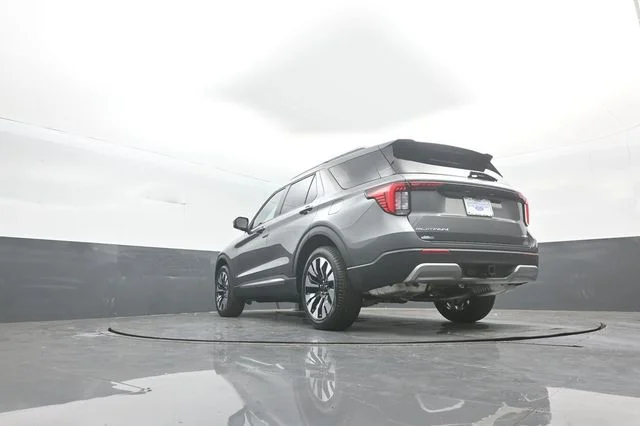 New 2026 Gray Ford Platinum image 33