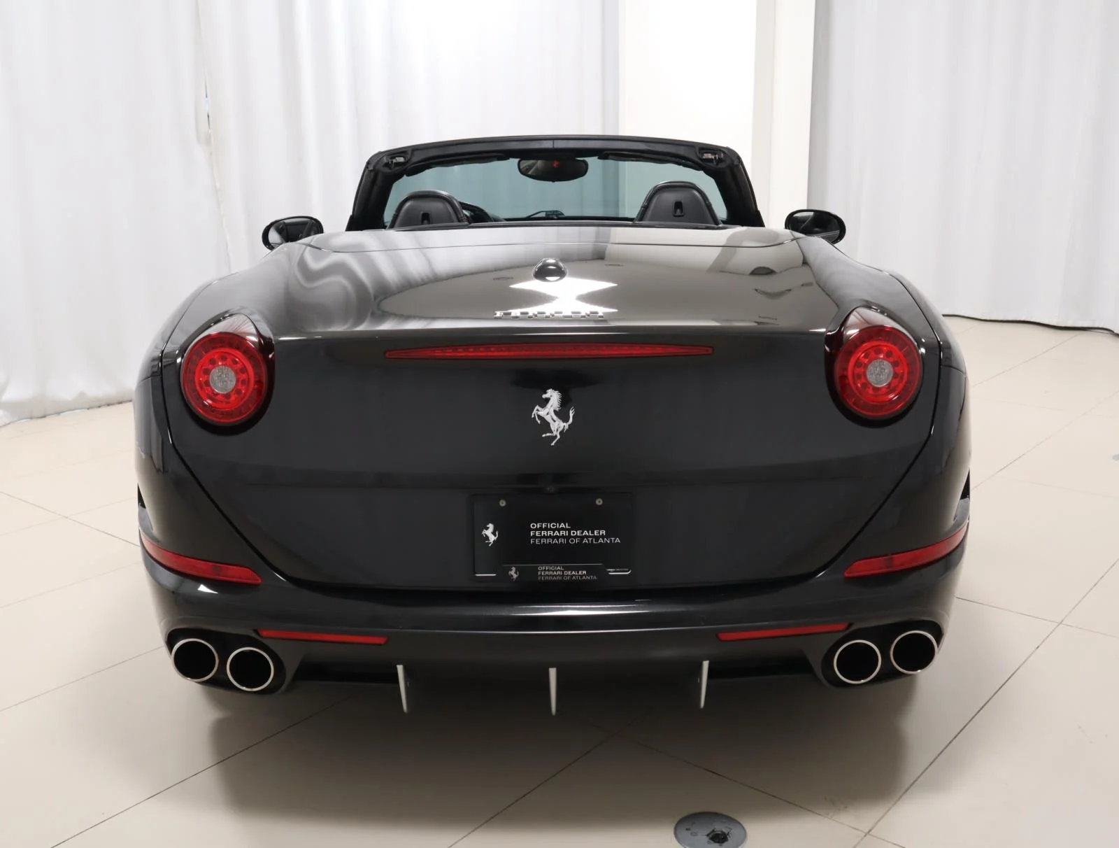 Used 2016 Nero Daytona Metallic Ferrari T 2dr Conv image 11