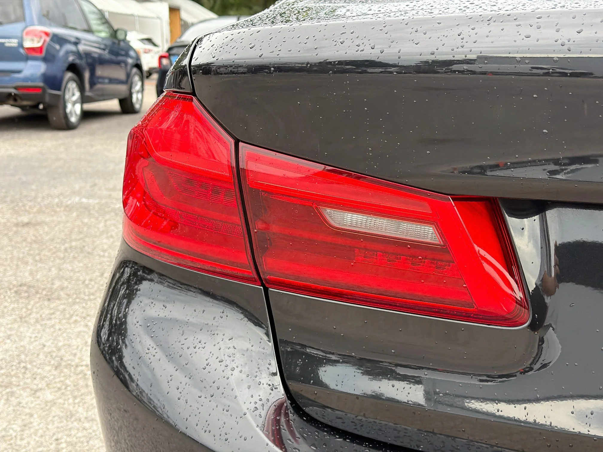 Used 2020 Black Sapphire Metallic BMW 530i image 10