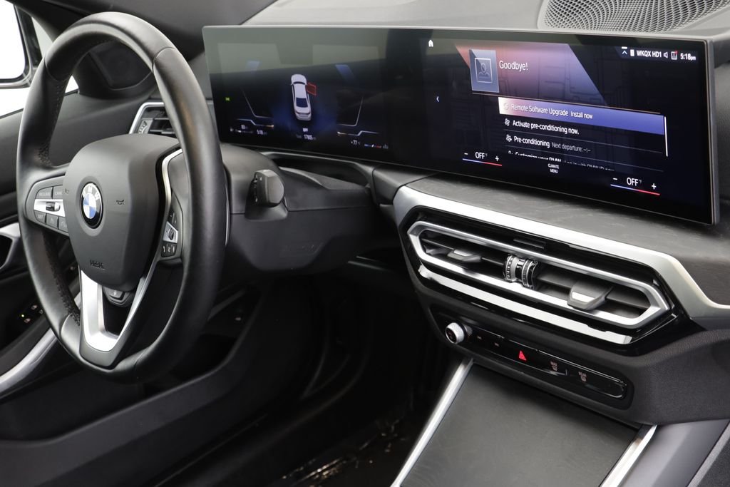 2024 BMW 3 Series 330i - Photo 21