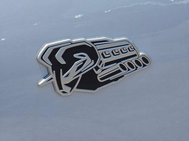 New 2026 Bright White Clear-Coat Exterior Paint RAM Limited image 36