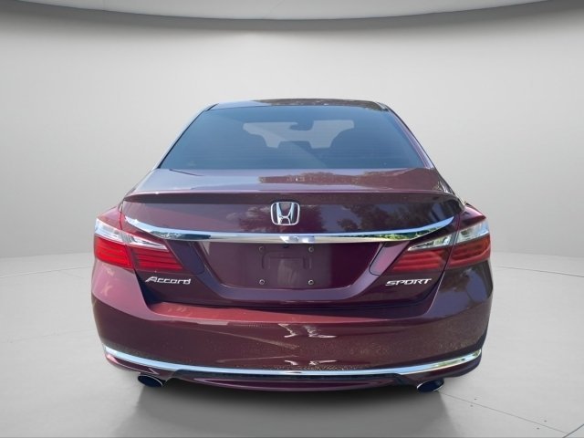Used 2017 Basque Red Pearl II Honda Sport image 11