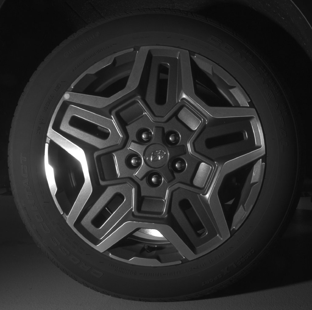 Used 2023 Black Hyundai Limited image 10