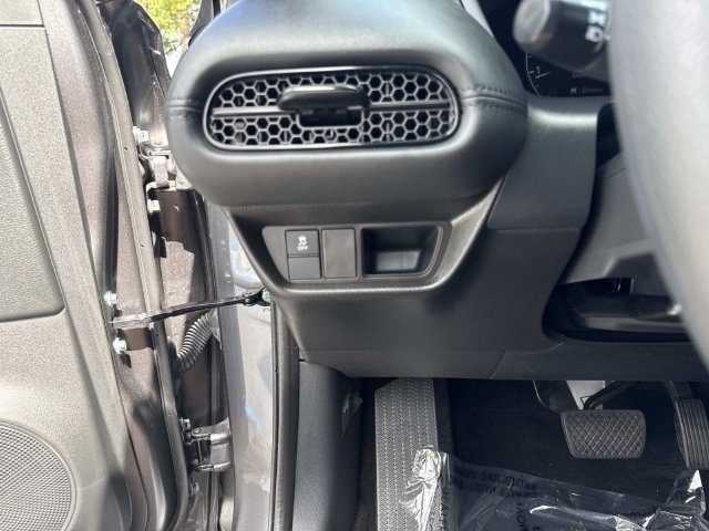 Used 2025 Gray Honda LX image 31
