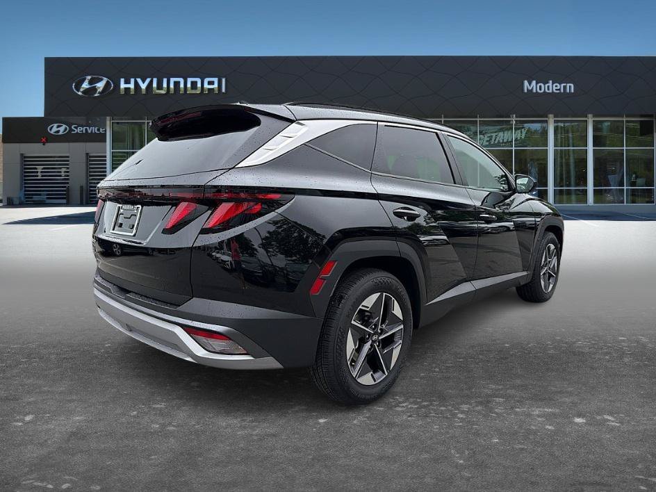 Used 2026 Phantom Black Hyundai SEL image 3