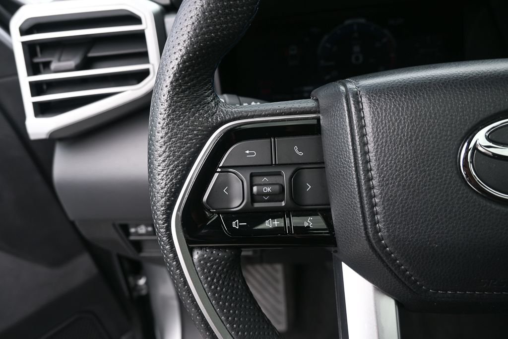 Used 2022 Silver Toyota Platinum image 10