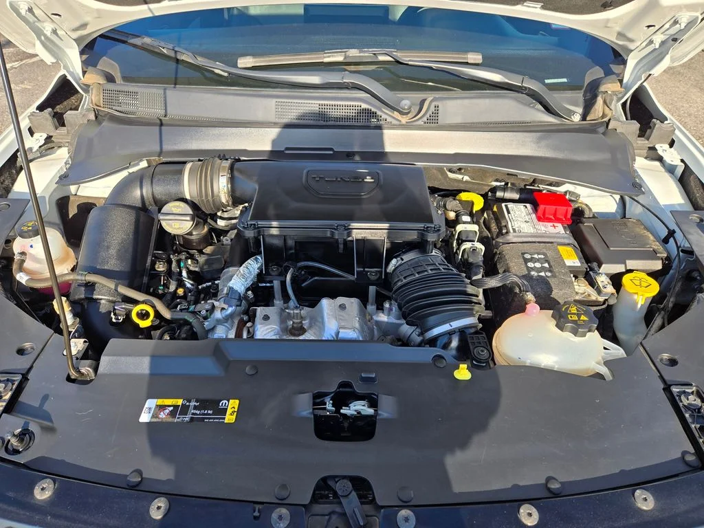Used 2023 White Jeep Limited image 30