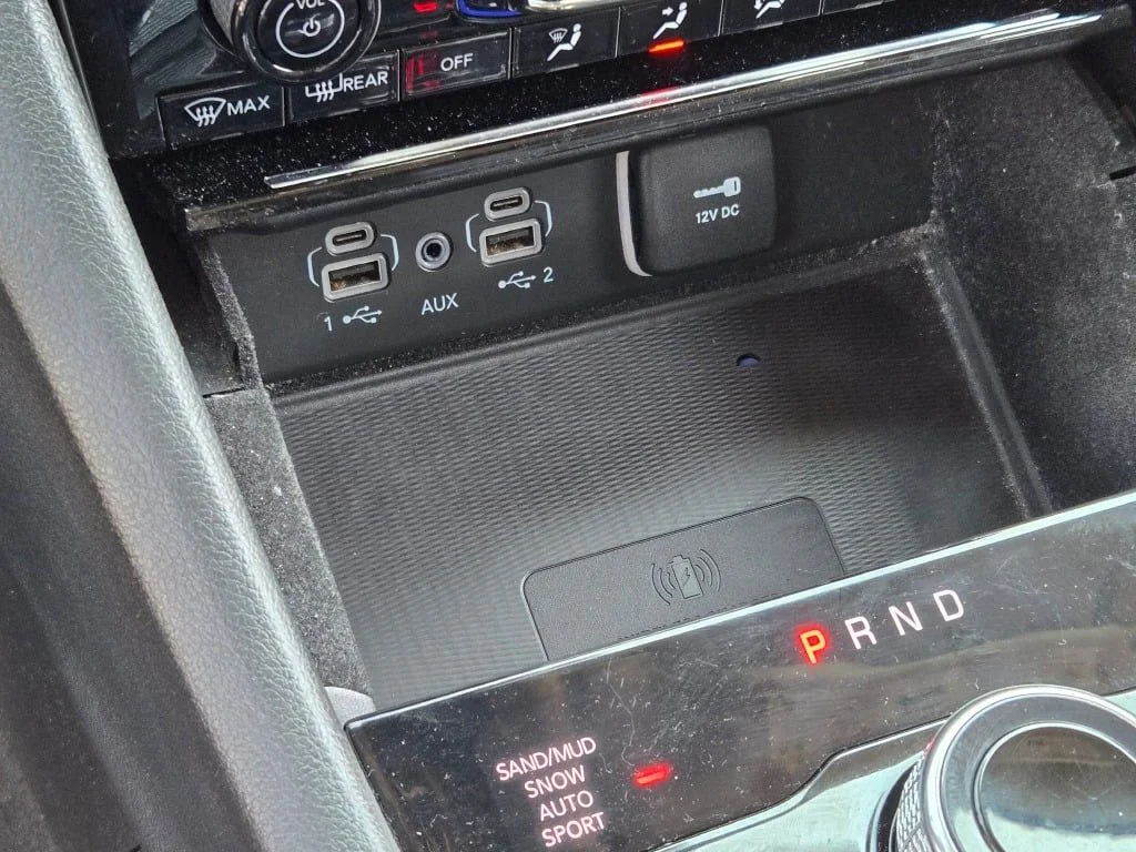 Used 2021 White Jeep Limited image 30