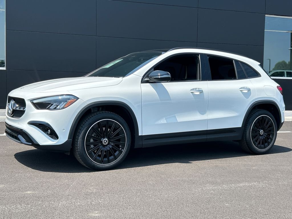 New 2026 Polar White Mercedes-Benz GLA 250 image 1